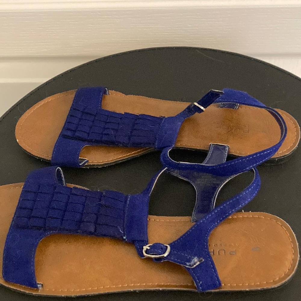 Cobalt blue flat sandals. Size 9